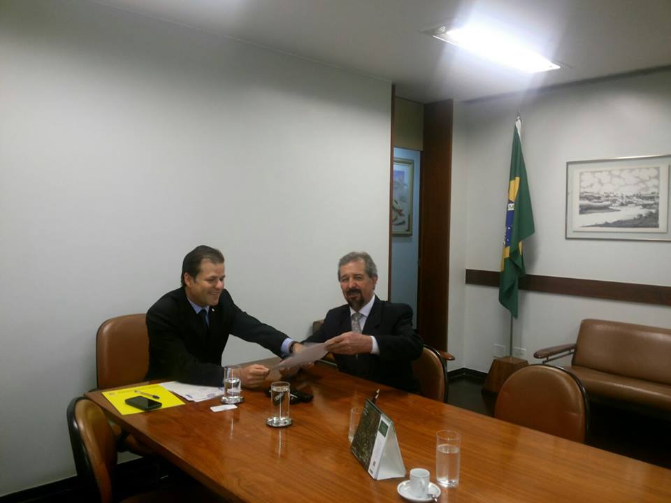 Dr. Mauricio e o Deputado Leonardo Quintão.