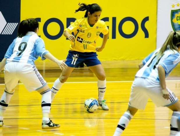 Ouro Fino estreia na 2ª Copa Futsal Regional Feminino de Inconfidentes