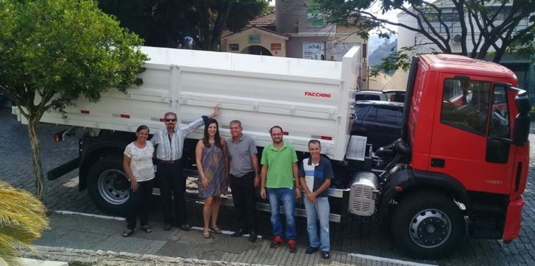 Prefeitura Municipal de Ouro Fino adquire mais um caminhão para sua frota