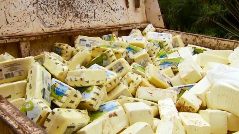 7,5 toneladas de queijo são apreendidas em Ouro Fino