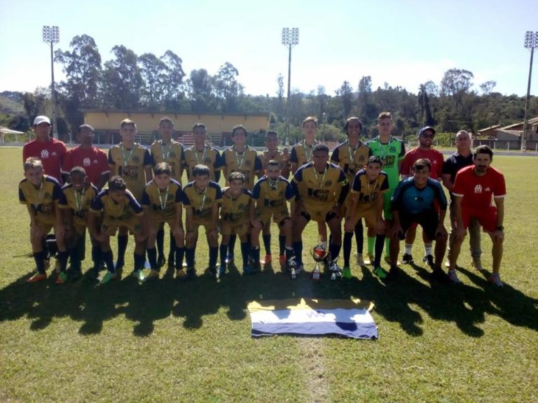 Meninos de Ouro goleia e é campeão da 11ª Copa Minas/São Paulo