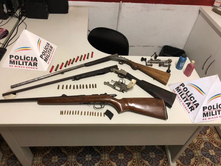 Armas de fogo são apreendidas na zona rural de Ouro Fino