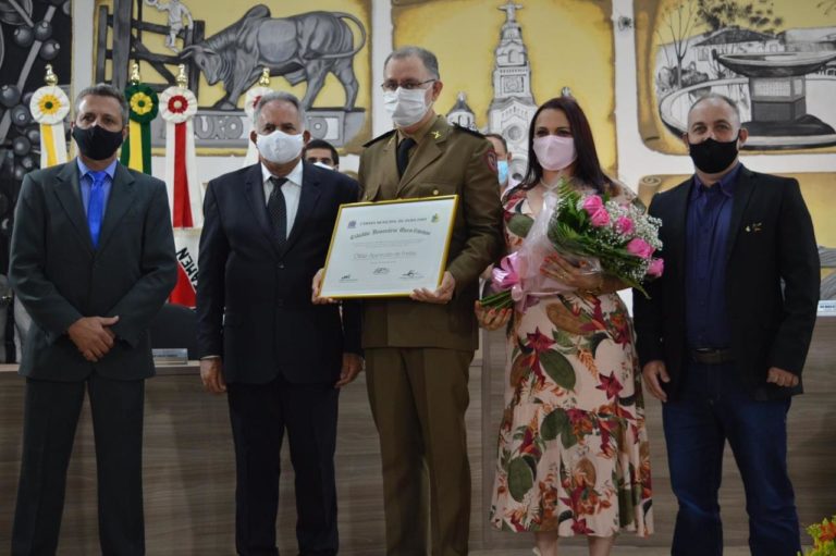 Major Oldair recebe o título de Cidadão Honorário Ourofinense