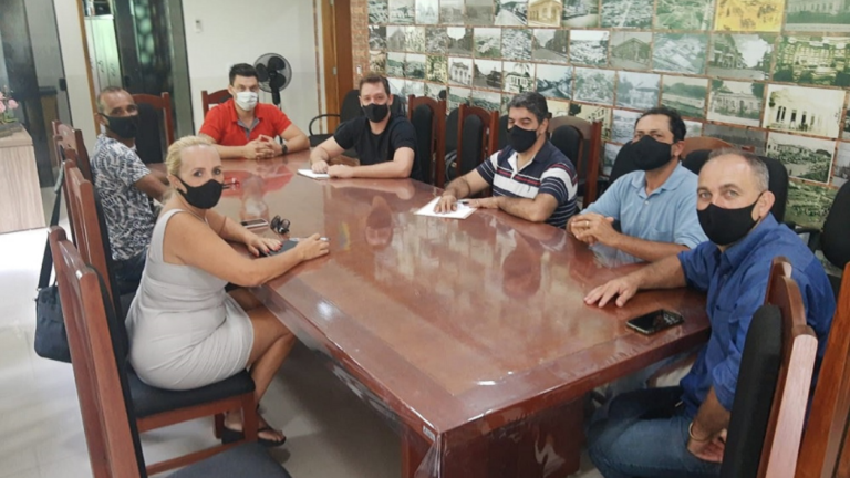 Vereadores de Ouro Fino realizam reunião para discutir ações contra o avanço do Covid-19