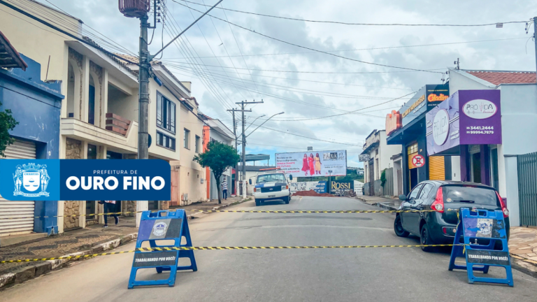 Atenção – manutenção da rede de esgoto interdita o trânsito no Centro de Ouro Fino