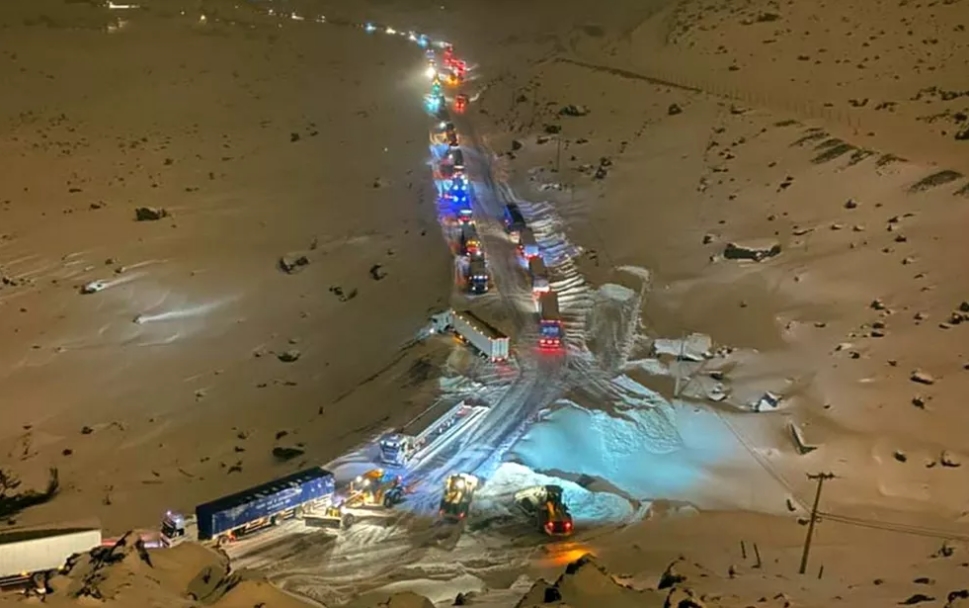 Caminhoneiro de Jacutinga fica retido em nevasca na Cordilheira dos Andes